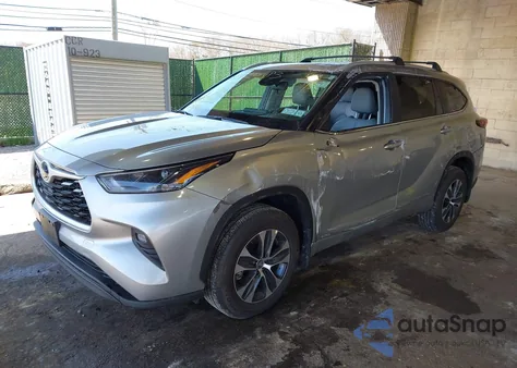 2025 Toyota Highlander Hybrid Xle from USA, damaged, VIN 5TDKBRCH7SS658102